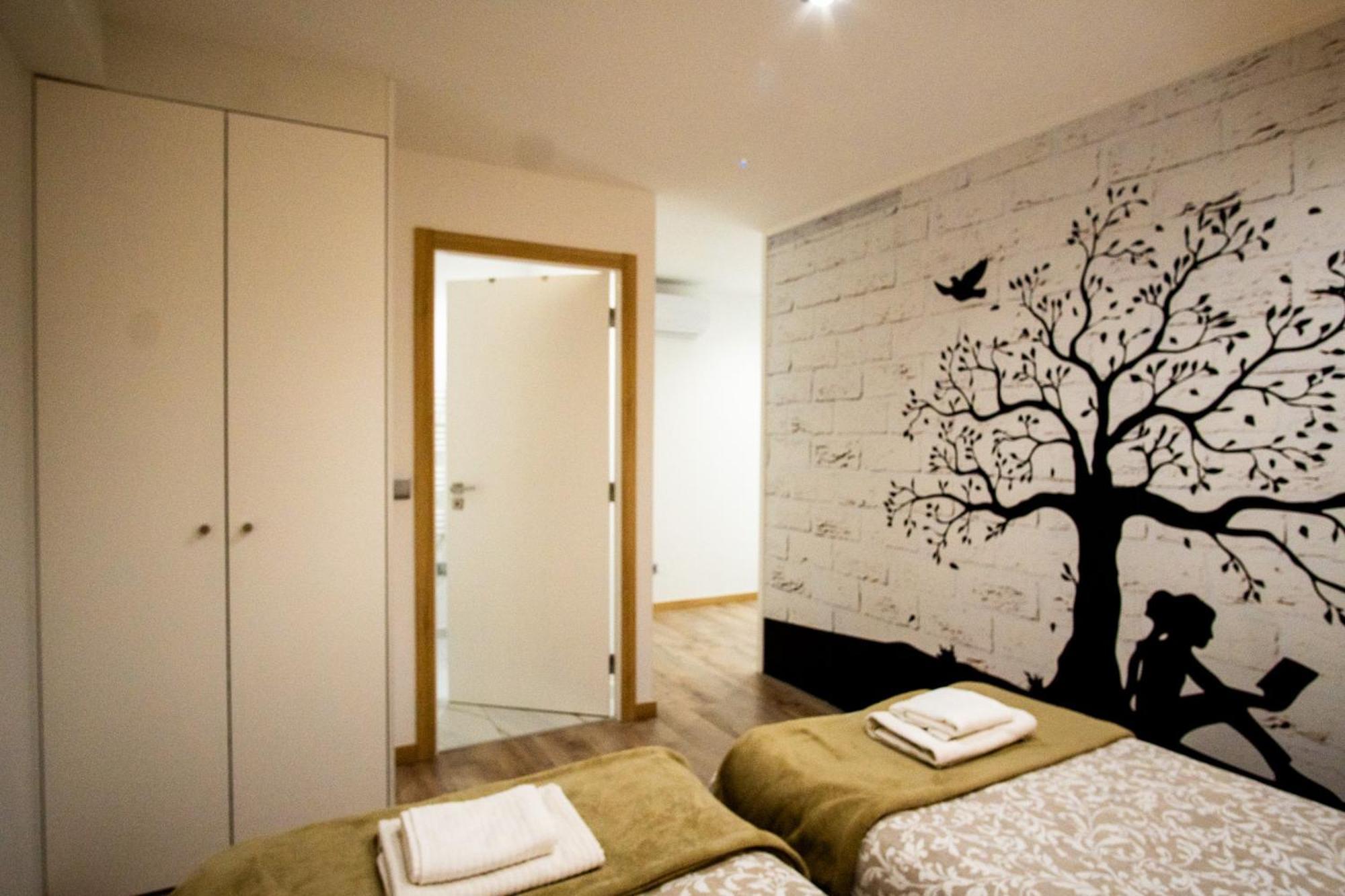 Appartement 1-4 Pers - Aeroport Cdg, Parc Expo, Villepinte - A L'Ombre Du Pin "9" Le Pin  Ngoại thất bức ảnh