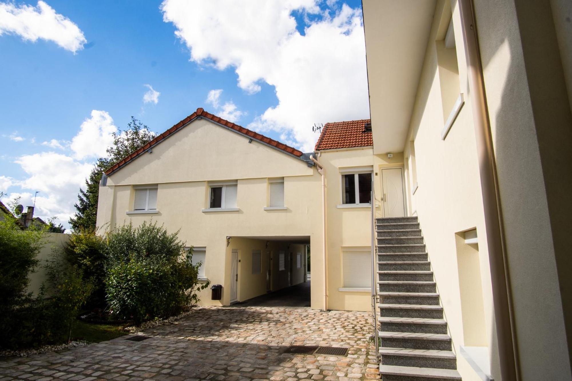 Appartement 1-4 Pers - Aeroport Cdg, Parc Expo, Villepinte - A L'Ombre Du Pin "9" Le Pin  Ngoại thất bức ảnh